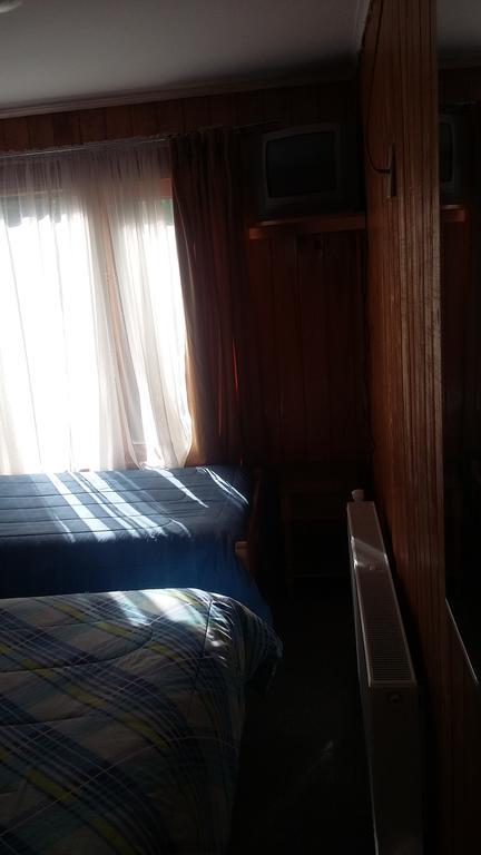 Hostal Costa Azul Кастро Екстериор снимка